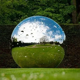 Шар из металла диаметром 300 мм