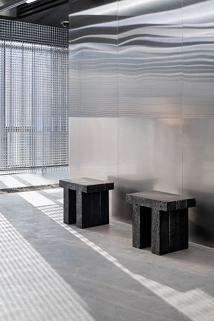 Стеновые панели из нержавеющей стали - пример выполнения