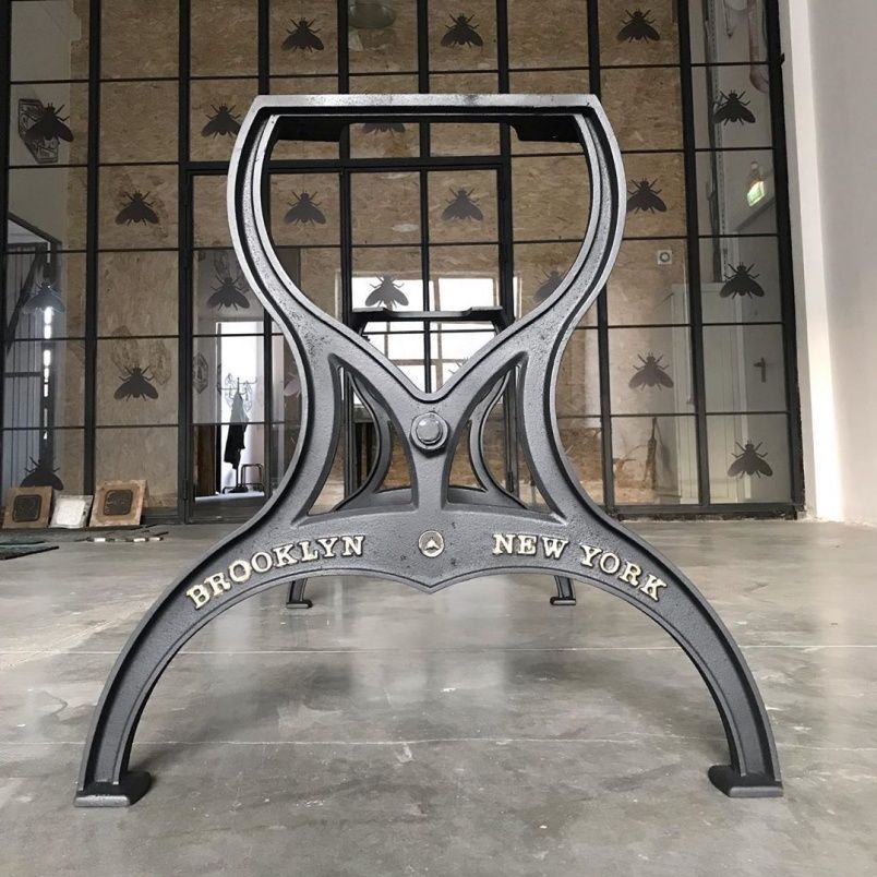 Чугунное подстолье для стола "Бруклин" на заказ