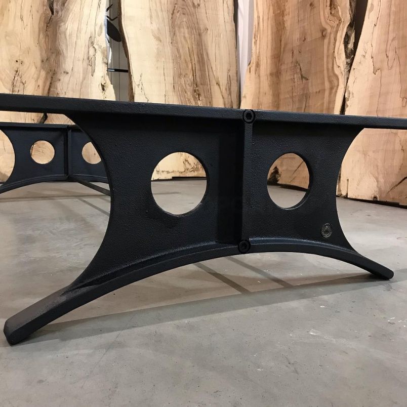 Подстолье из чугуна для журнального стола на заказ