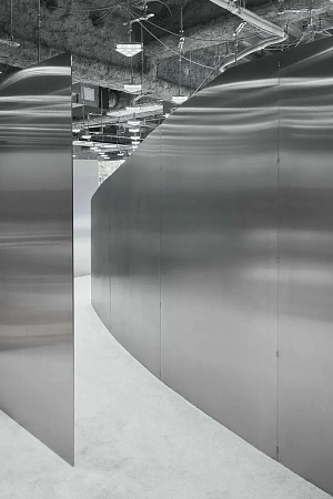 Стеновые панели из нержавеющей стали - пример выполнения