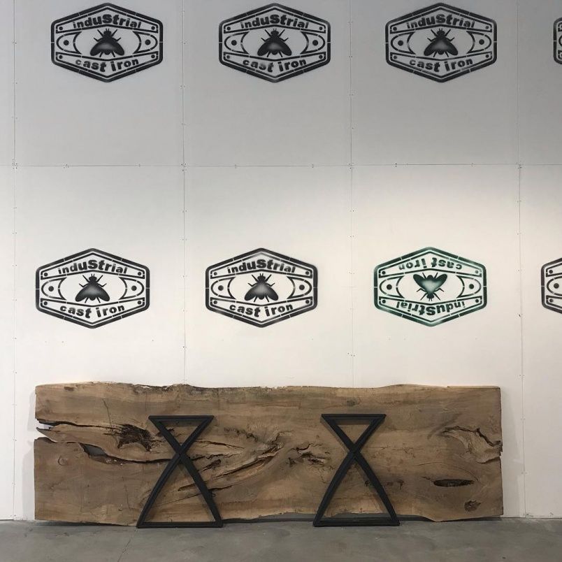 Чугунное подстолье для стола "Икс" на заказ