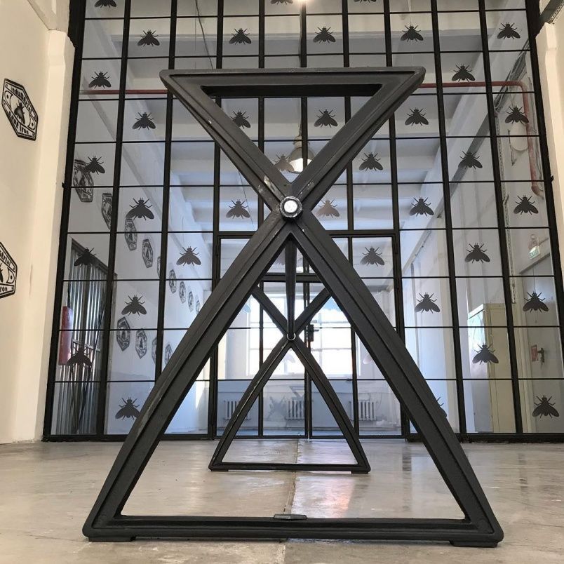 Чугунное подстолье для стола "Икс" на заказ