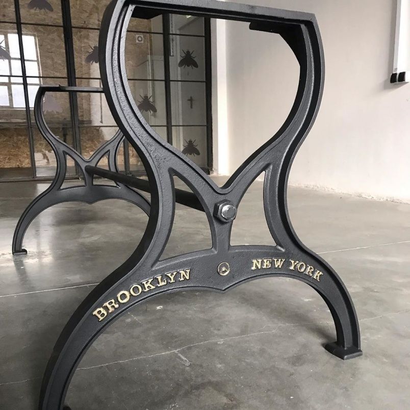 Чугунное подстолье для стола "Бруклин" на заказ