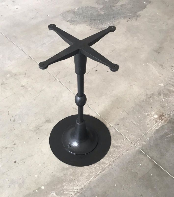 Чугунное подстолье для стола "Lighthouse" на заказ