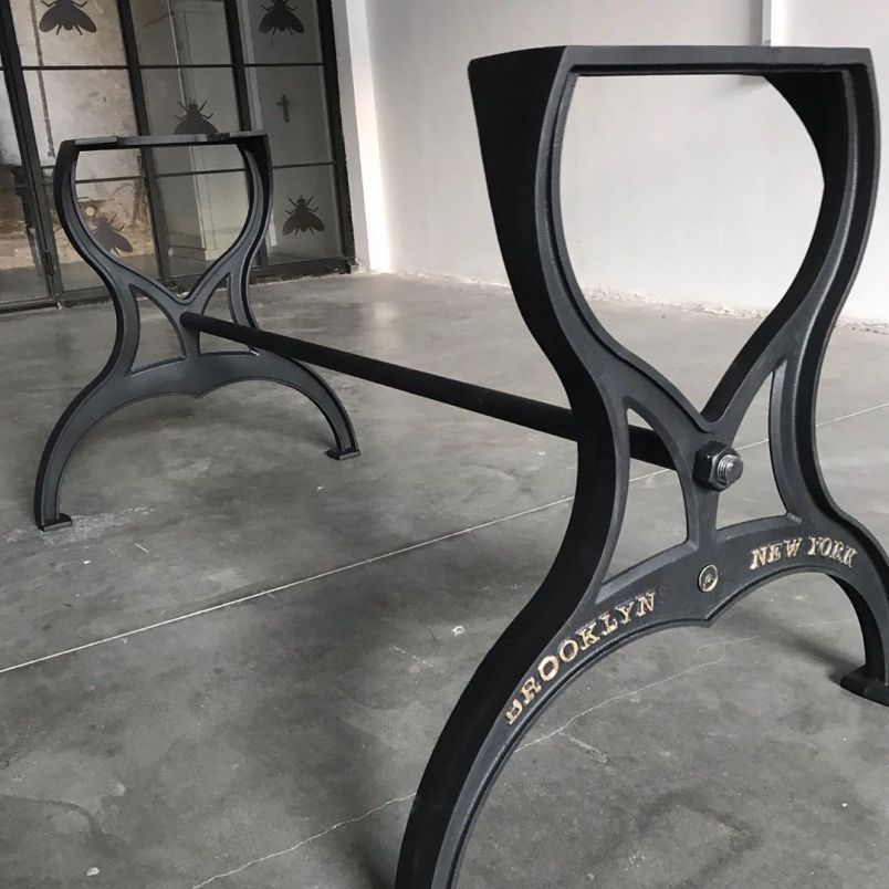 Чугунное подстолье для стола "Бруклин" на заказ