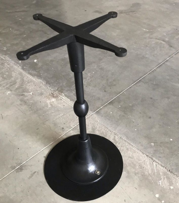 Чугунное подстолье для стола "Lighthouse" на заказ