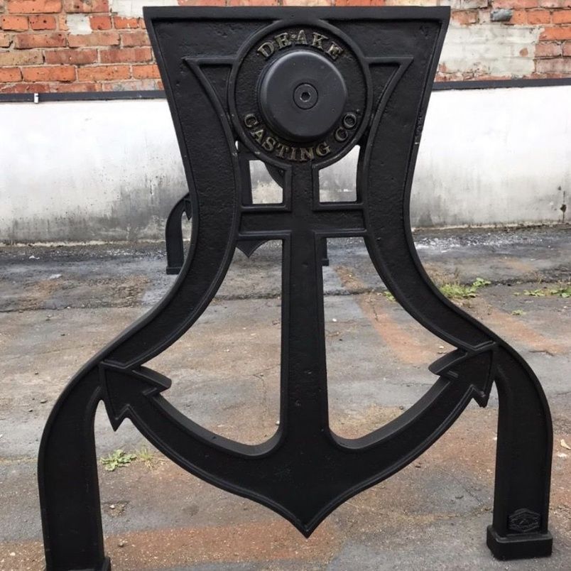 Чугунное подстолье для стола "Якорь" на заказ