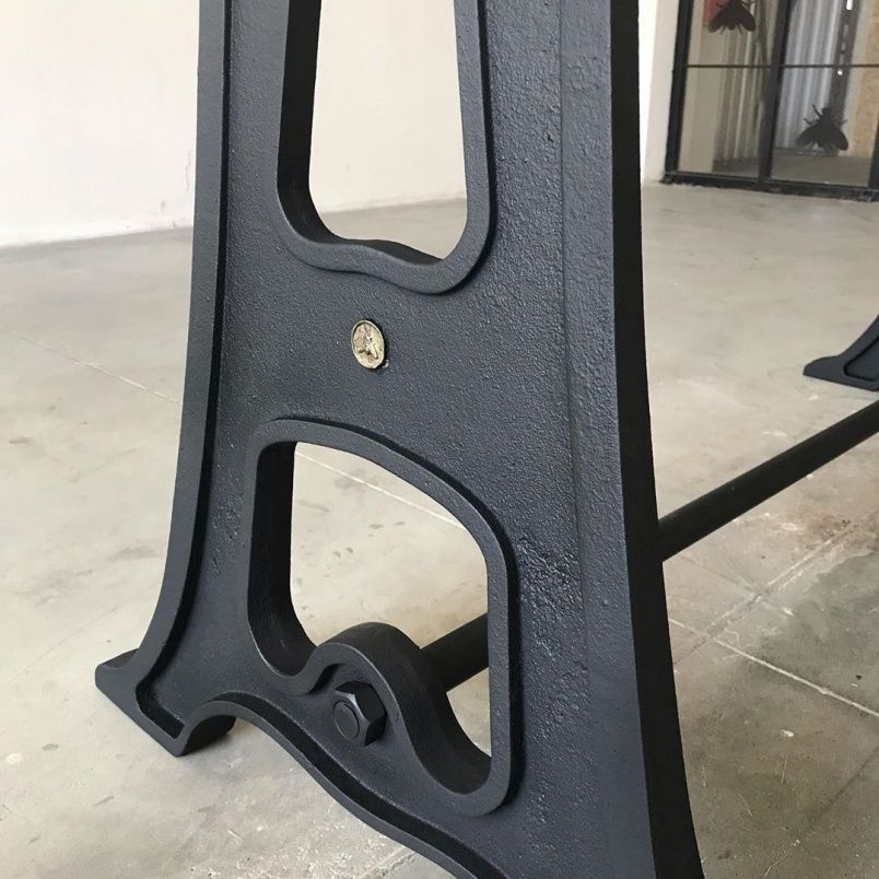 Чугунное подстолье для стола "Bridge" на заказ