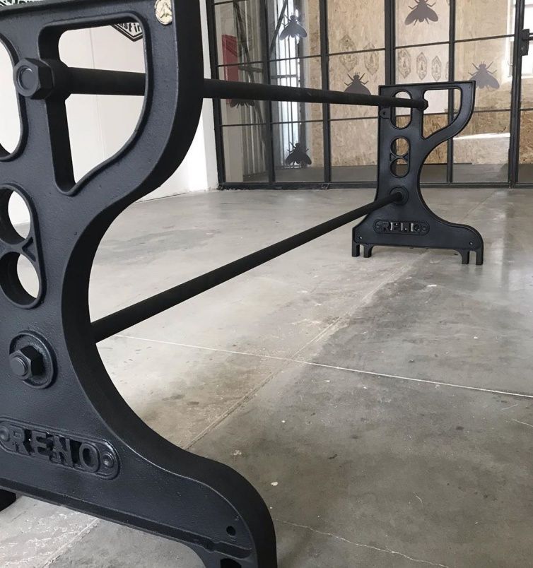 Чугунное подстолье для стола "Reno" на заказ