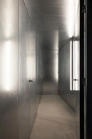 Стеновые панели из нержавеющей стали - пример выполнения