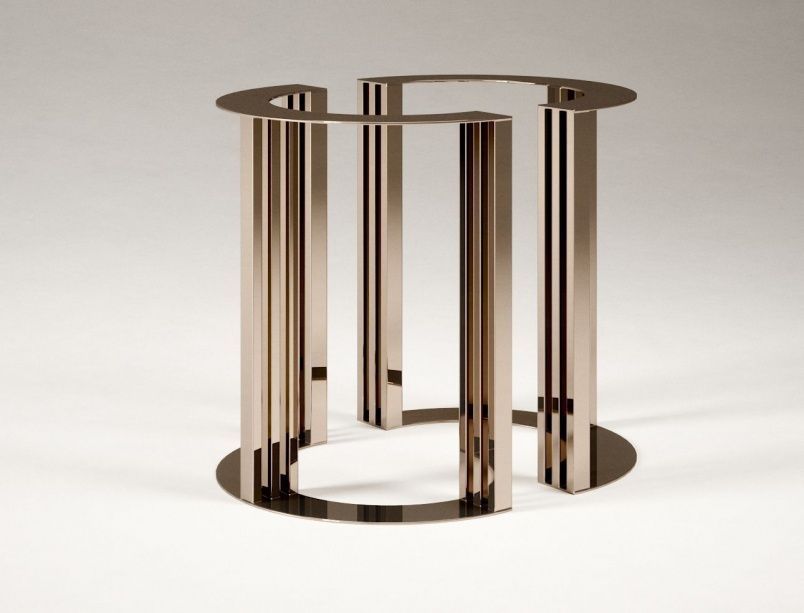 Подстолье из нержавейки с покрытием нитридом титана "Колоннада" на заказ