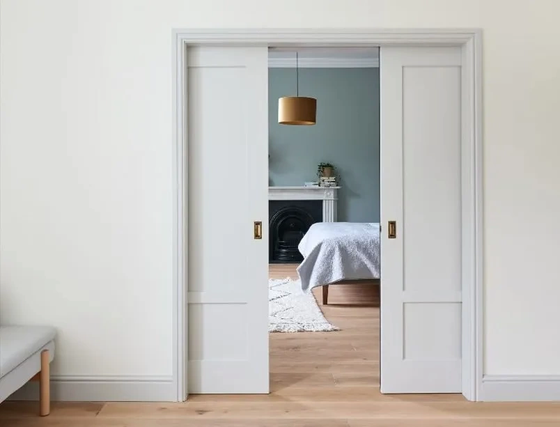 Пенал для раздвижной двери двустворчатый, высота 2000-2300 на заказ