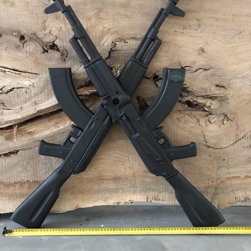 Чугунное подстолье для стола "Калашников" на заказ