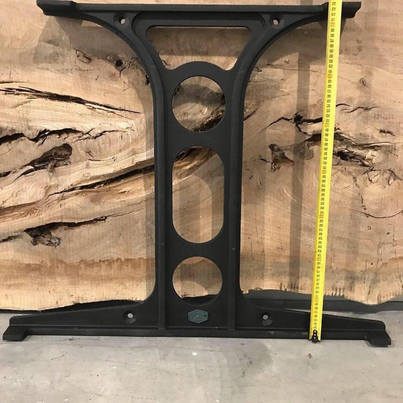 Чугунное подстолье для стола "Тавр" на заказ