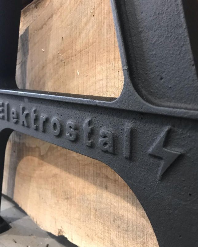 Чугунное подстолье для стола "Альфа" на заказ