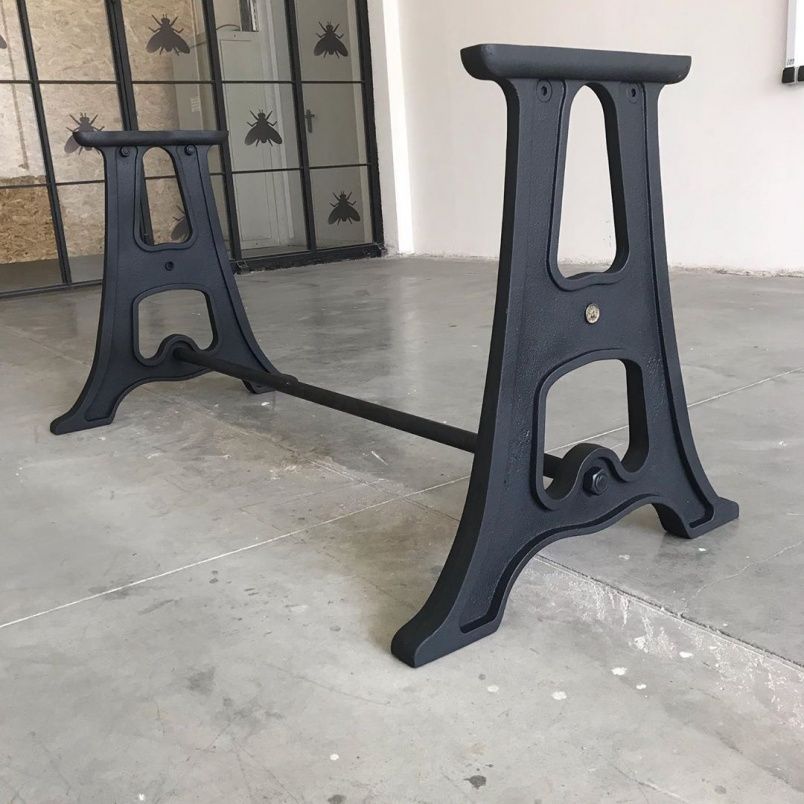 Чугунное подстолье для стола "Bridge" на заказ