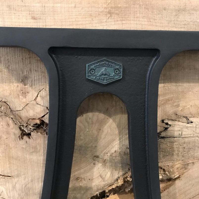 Чугунное подстолье для стола "Ножницы" на заказ