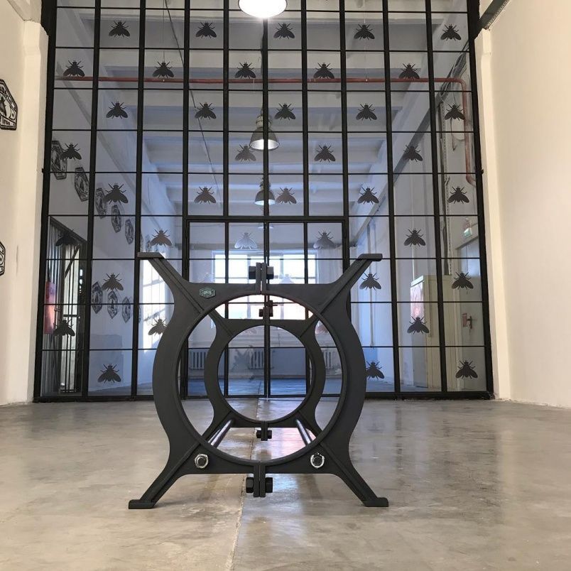 Чугунное подстолье для стола "Туннель" на заказ