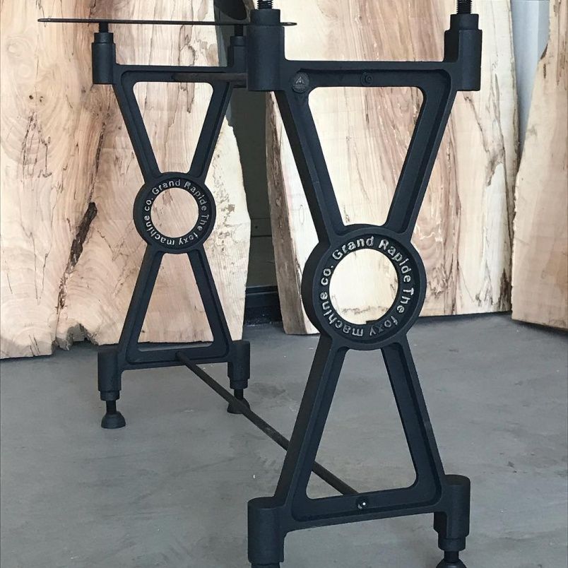 Чугунное подстолье для стола "Rapide" на заказ