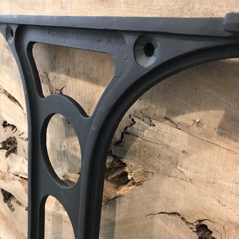 Чугунное подстолье для стола "Тавр" на заказ