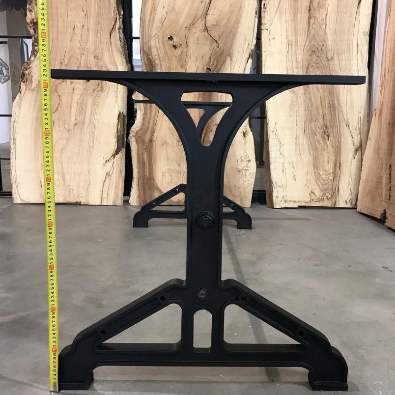 Чугунное подстолье для стола "Tower" на заказ