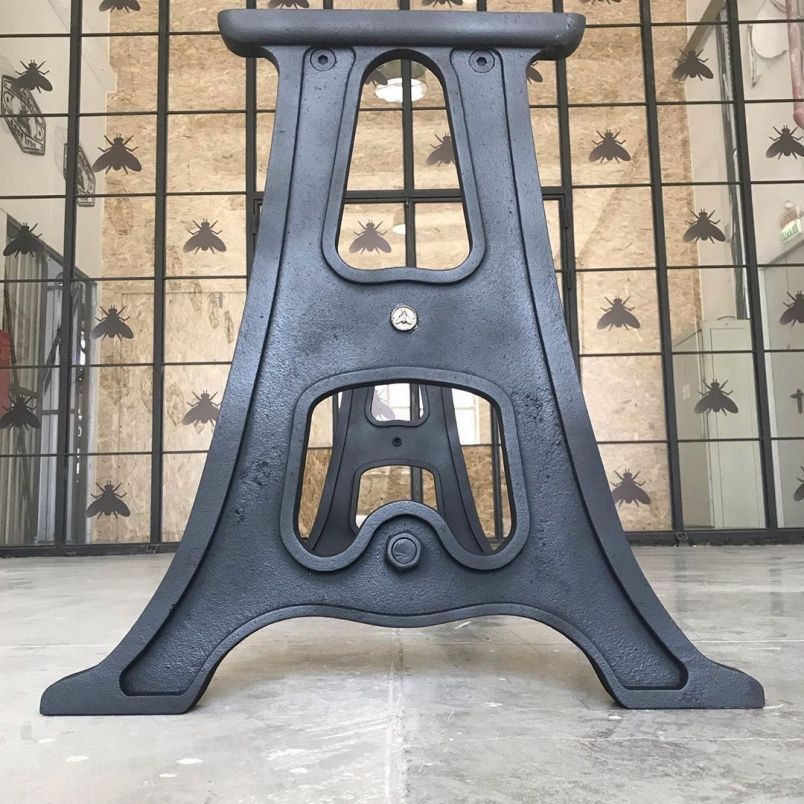 Чугунное подстолье для стола "Bridge" на заказ