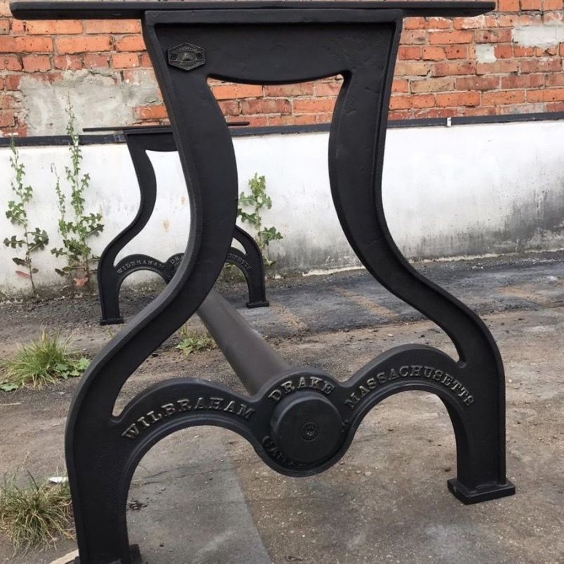 Чугунное подстолье для стола "Дрейк" на заказ