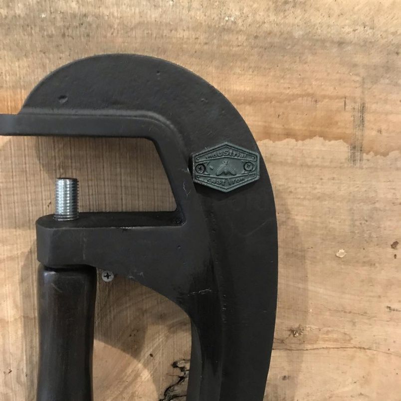 Чугунное подстолье для стола "Барокко" на заказ