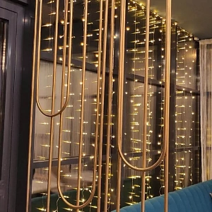 Образец готовой перегородки из металла