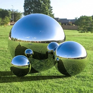 Пример исполнения скульптуры из нержавейки