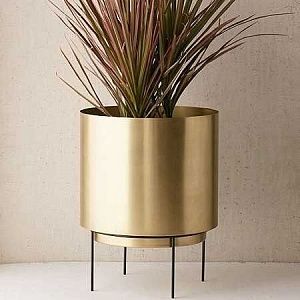 Кашпо из металла