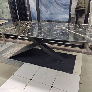 Пример металлического подстолья