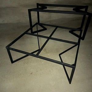Пример металлического подстолья
